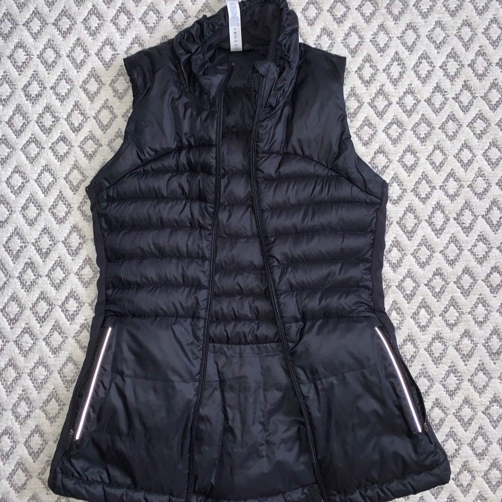 Lululemon Down For A Run Vest II